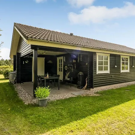 Christina - 300m To The Fjord By Interhome Vakantiehuis *