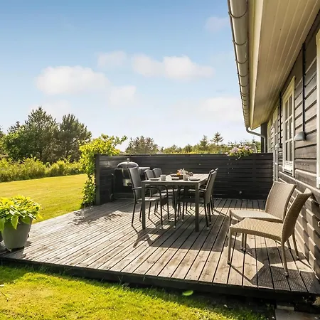 Vakantiehuis Christina - 300m To The Fjord By Interhome