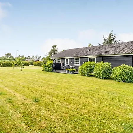 Christina - 300m To The Fjord By Interhome Vakantiehuis